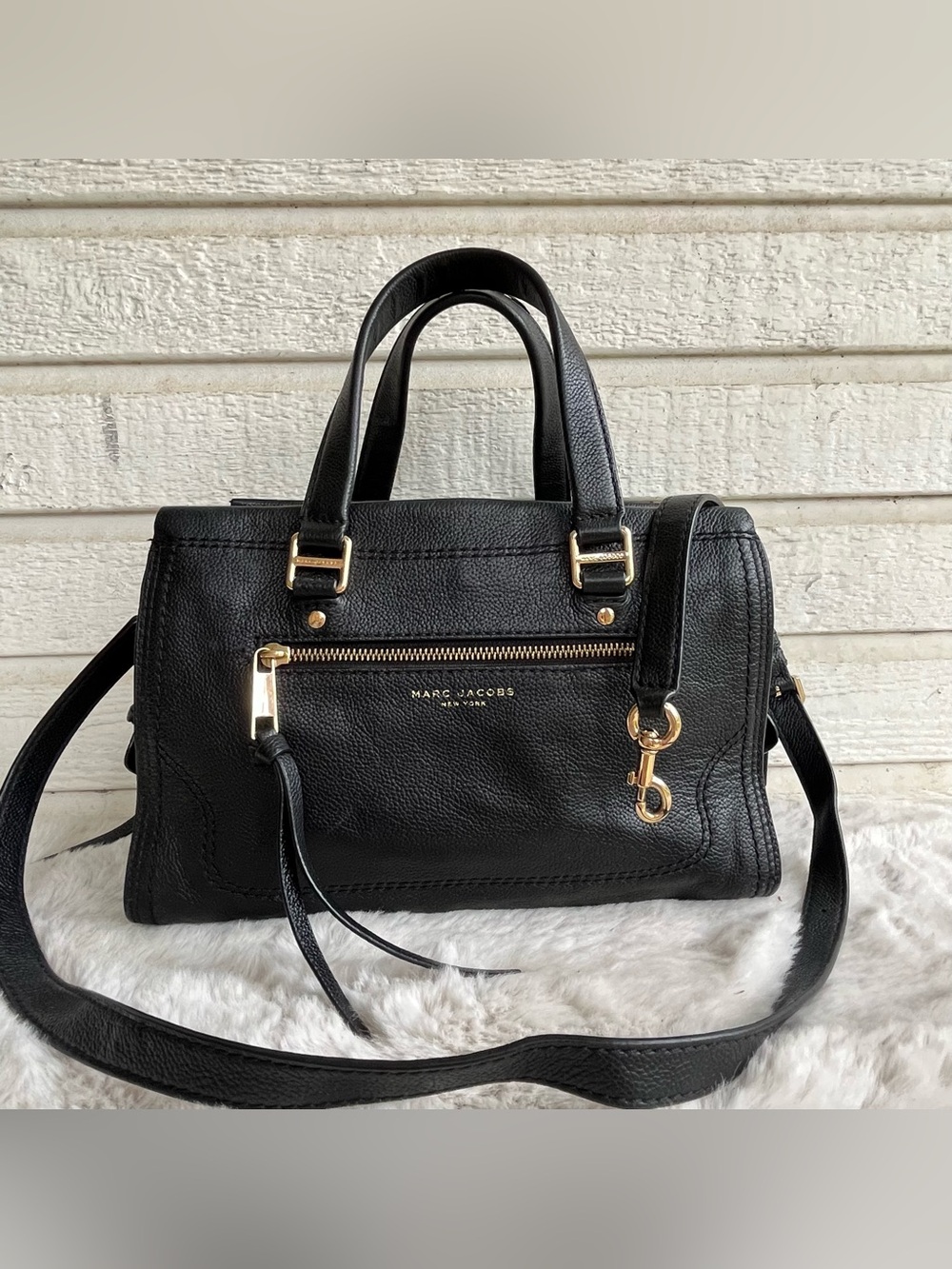 MARC JACOB Black Leather Cruiser Satchel The Snapshot Tote Crossbody Bag